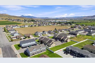 2599 W 500 N #14, Tremonton, UT 84337 - Photo 37