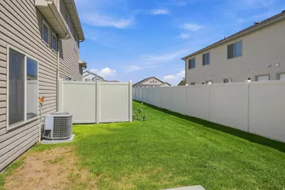 2599 W 500 N #14, Tremonton, UT 84337 - Photo 29