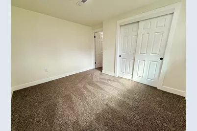 10320 S Clearview Dr, Sandy, UT 84070 - Photo 19