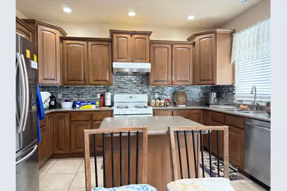 4017 W Scarsborough Ln, West Jordan, UT 84084 - Photo 3