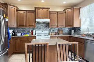4017 W Scarsborough Ln, West Jordan, UT 84084 - Photo 3