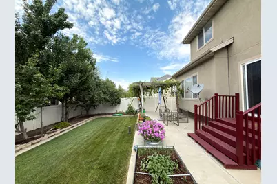 4017 W Scarsborough Ln, West Jordan, UT 84084 - Photo 17
