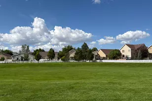 4017 W Scarsborough Ln, West Jordan, UT 84084 - Photo 25