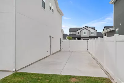 2945 S 2550 W, Syracuse, UT 84075 - Photo 39