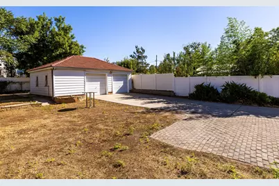 1723 E 1700 S, Salt Lake City, UT 84108 - Photo 33
