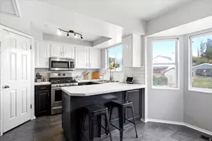 5042 S 3025 W, Roy, UT 84067 - Photo 7