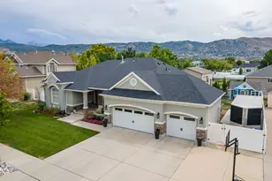 374 E Draper Downs Dr S, Draper, UT 84020 - Photo 1