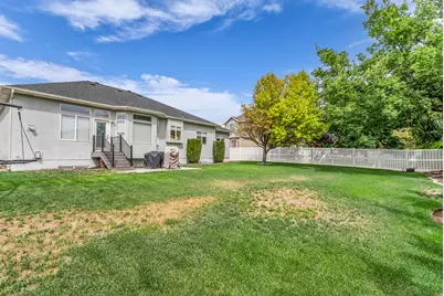 374 E Draper Downs Dr S, Draper, UT 84020 - Photo 45