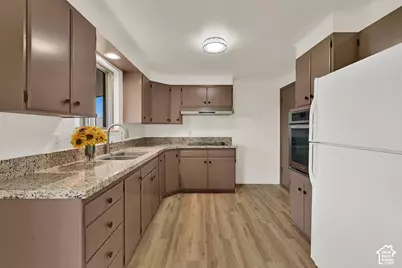 106 W 700 N, Clearfield, UT 84015 - Photo 11