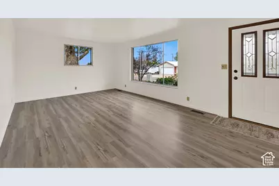 106 W 700 N, Clearfield, UT 84015 - Photo 7