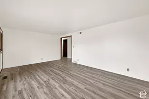 106 W 700 N, Clearfield, UT 84015 - Photo 9