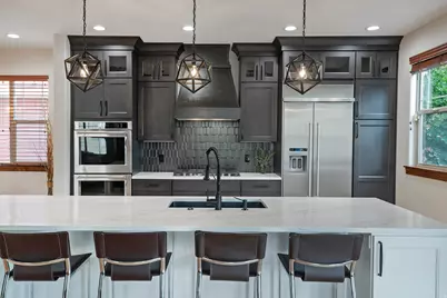 1054 E 200 S, Salt Lake City, UT 84102 - Photo 13