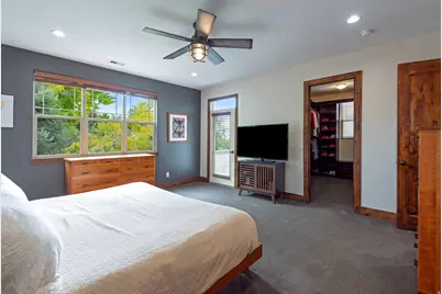 1054 E 200 S, Salt Lake City, UT 84102 - Photo 17