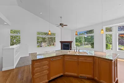 14133 S Spyglass Hill Dr, Draper, UT 84020 - Photo 15