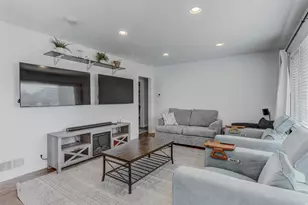 169 Crestwood Rd, Kaysville, UT 84037 - Photo 3