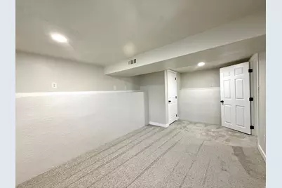 152 S 400 E, Clearfield, UT 84015 - Photo 13