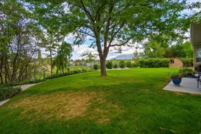 11602 S Hickory Valley Dr E, Sandy, UT 84092 - Photo 47