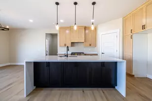 2899 E Lake Dr, Eagle Mountain, UT 84005 - Photo 37