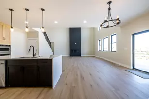 2899 E Lake Dr, Eagle Mountain, UT 84005 - Photo 33