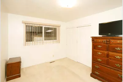 285 S Third St, Tooele, UT 84074 - Photo 11