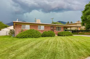 285 S 3rd St, Tooele, UT 84074 - Photo 1