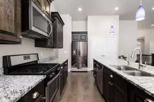 740 N Champion Ln, Kaysville, UT 84037 - Photo 13