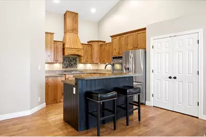 182 N Sierra Way W, Layton, UT 84041 - Photo 9