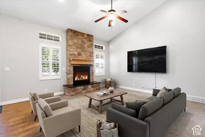 182 N Sierra Way W, Layton, UT 84041 - Photo 5
