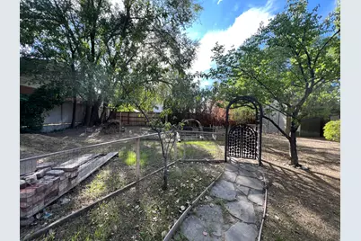 7968 S 2700 W, West Jordan, UT 84088 - Photo 57