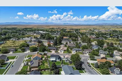2517 S Freedom St, Perry, UT 84302 - Photo 57