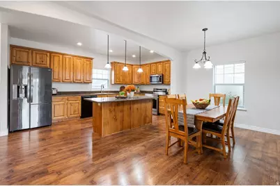 2029 W Crescent Row S, Mapleton, UT 84664 - Photo 13