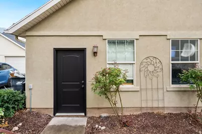 2029 W Crescent Row S, Mapleton, UT 84664 - Photo 33
