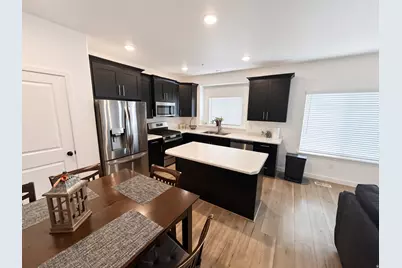 4214 W Willard Park Ct, Riverton, UT 84096 - Photo 5