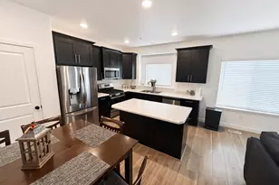 4214 W Willard Park Ct, Riverton, UT 84096 - Photo 5