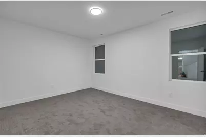528 E Gilmour St, Grantsville, UT 84029 - Photo 17