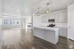 699 E Ryegrass Dr N, Eagle Mountain, UT 84005 - Photo 7