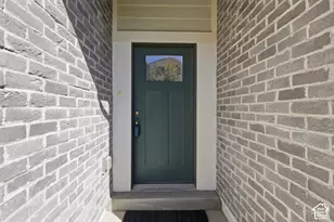 699 E Ryegrass Dr N, Eagle Mountain, UT 84005 - Photo 3