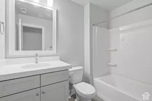 699 E Ryegrass Dr N, Eagle Mountain, UT 84005 - Photo 19