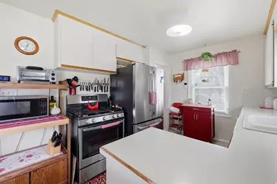 2983 S Orchard Dr, Bountiful, UT 84010 - Photo 13