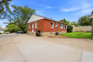 2983 S Orch Dr, Bountiful, UT 84010 - Photo 3
