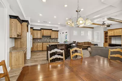 873 E 1010 S, Saint George, UT 84790 - Photo 15