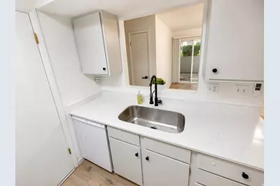 6129 S 1300 St E #T, Murray, UT 84121 - Photo 7