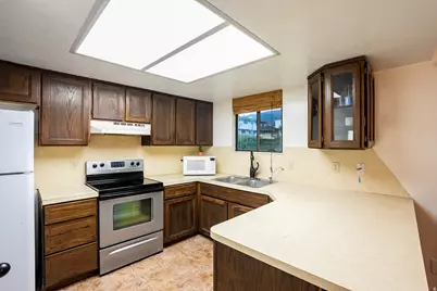1246 N Nalder St, Layton, UT 84040 - Photo 5
