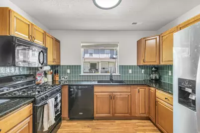 564 Sellwood Ct, Ogden, UT 84401 - Photo 15