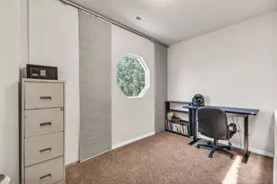 564 Sellwood Ct, Ogden, UT 84401 - Photo 29