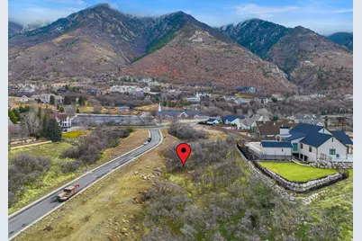 5 Bent Hollow Ln, Sandy, UT 84092 - Photo 3