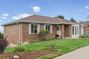 12 S Moss Dr E, Bountiful, UT 84010 - Photo 3