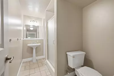 12 S Moss Dr E, Bountiful, UT 84010 - Photo 27