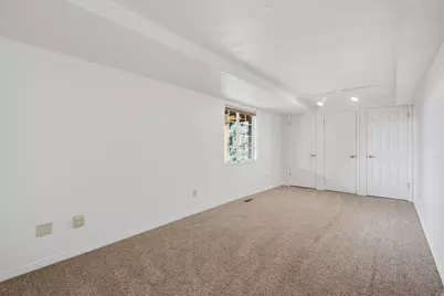 12 S Moss Dr E, Bountiful, UT 84010 - Photo 29