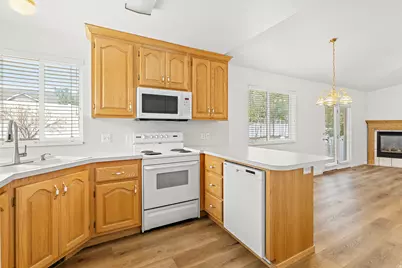 14172 S Mill Canyon Peak Dr W, Riverton, UT 84096 - Photo 9